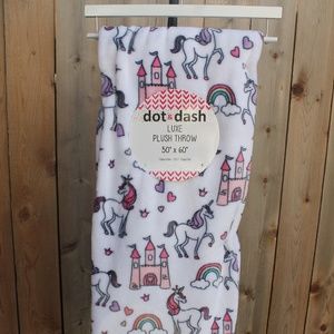 Dot & Dash Unicorn Rainbow Princess Blanket NWT